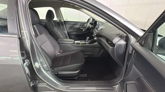 2023 Gun Metallic Nissan Sentra SV FWD Sedan