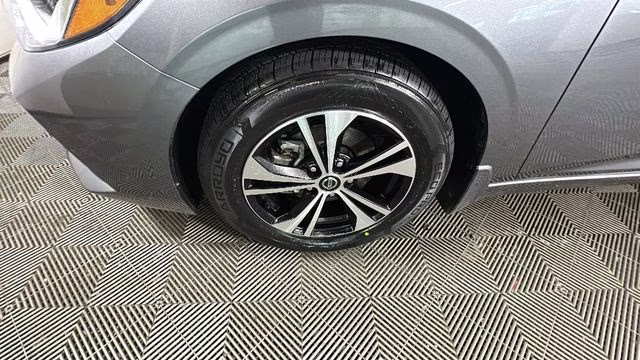 2023 Gun Metallic Nissan Sentra SV FWD Sedan