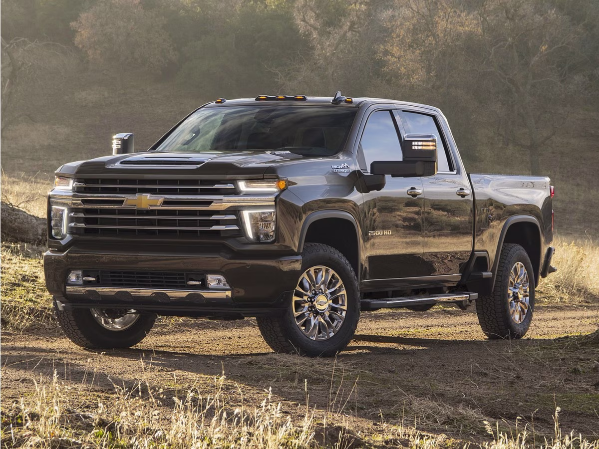 2023 Summit White Chevrolet Silverado 2500HD High Country 4X4 Truck