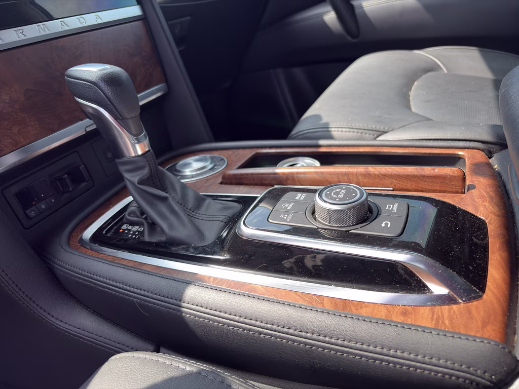 2023 Aspen White Tricoat Nissan Armada SL RWD SUV