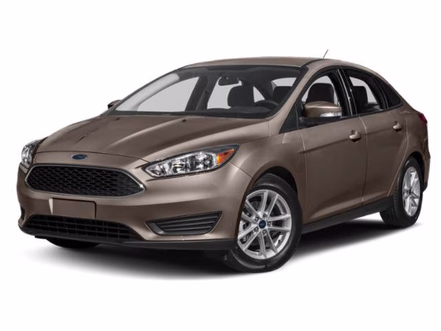 2018 Oxford White Ford Focus SE FWD Sedan