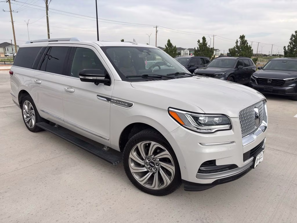 2022 Lincoln Navigator Reserve L 4WD's photo