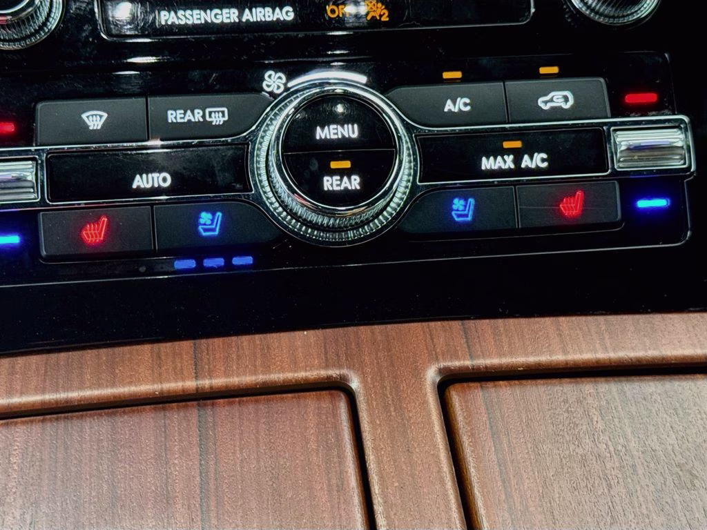 2022 Pearl Metallic Lincoln Navigator L Reserve 4X4 SUV