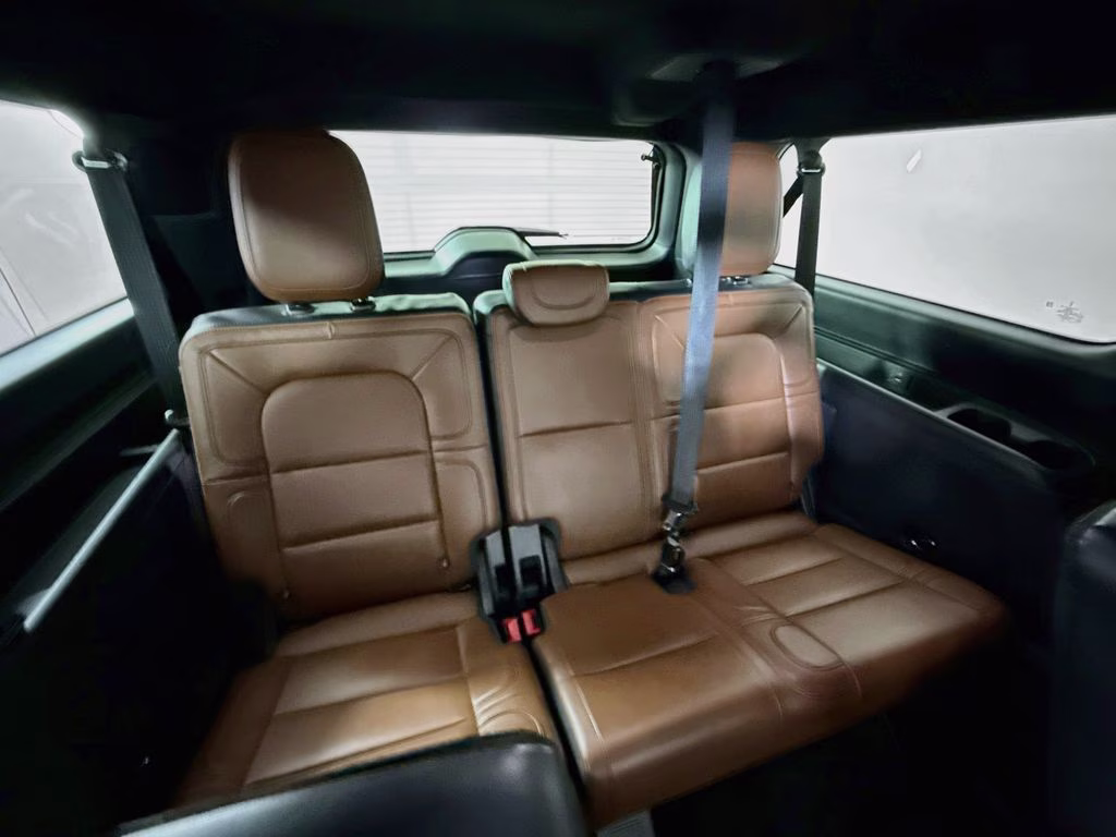 2022 Pearl Metallic Lincoln Navigator L Reserve 4X4 SUV