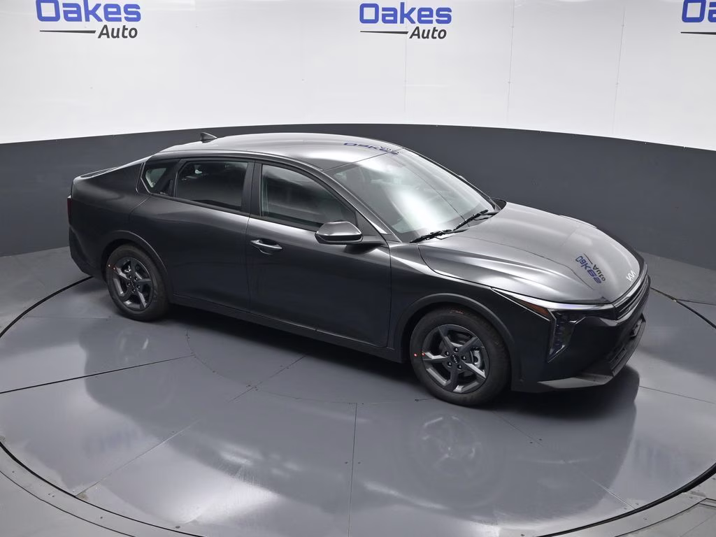 2026 Interstellar Gray Kia K4 LXS FWD Sedan