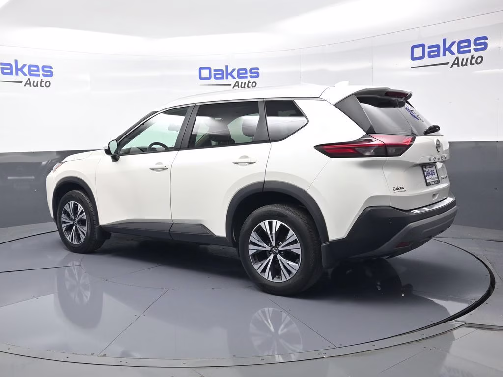 2023 Pearl White Tricoat Nissan Rogue SV AWD SUV