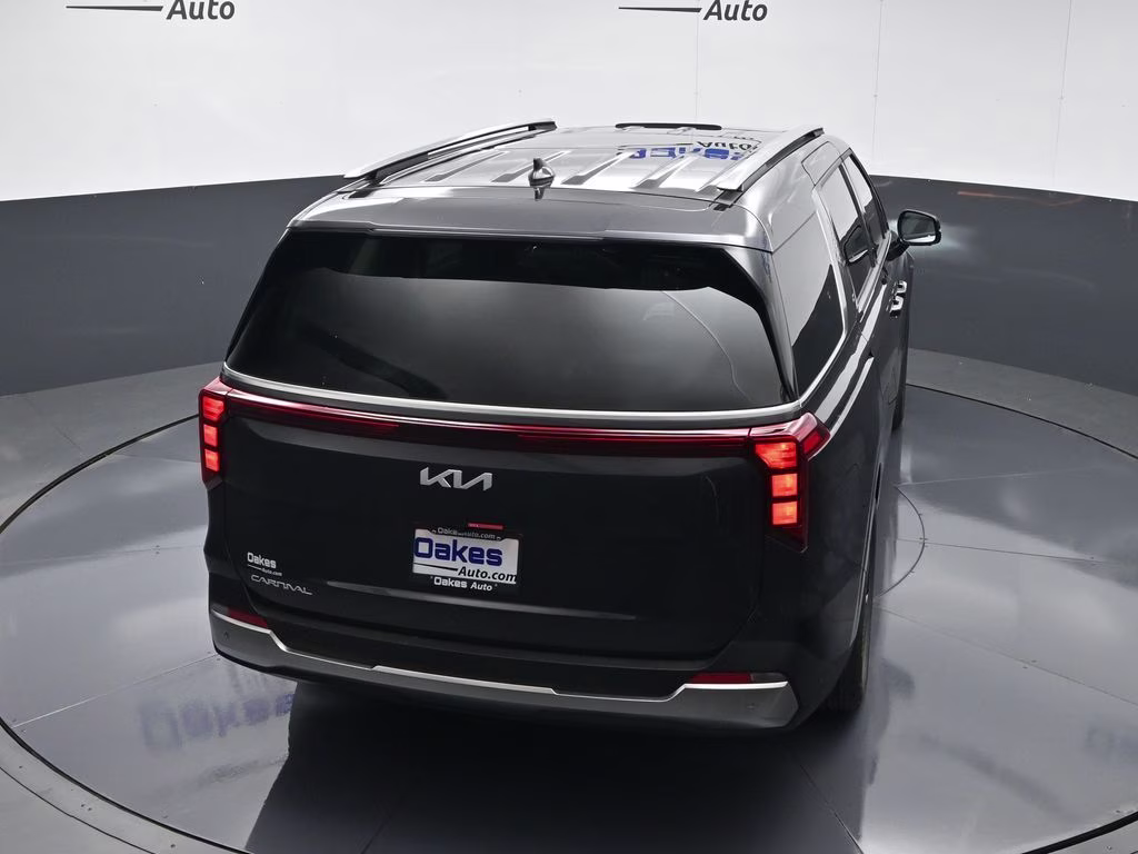 2026 Panthera Metal Kia Carnival SX FWD Van