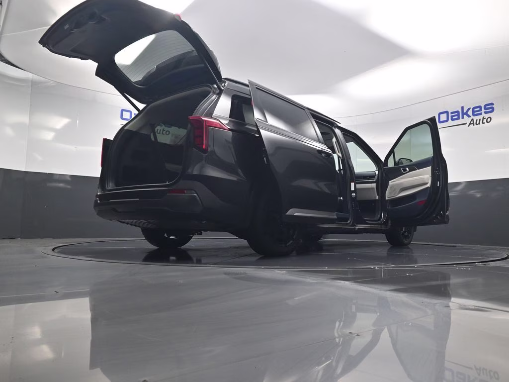2026 Panthera Metal Kia Carnival SX FWD Van