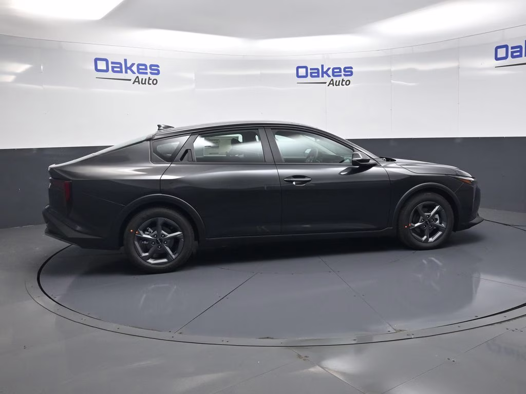 2026 Interstellar Gray Kia K4 LXS FWD Sedan