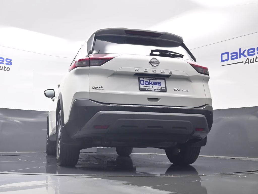 2023 Pearl White Tricoat Nissan Rogue SV AWD SUV