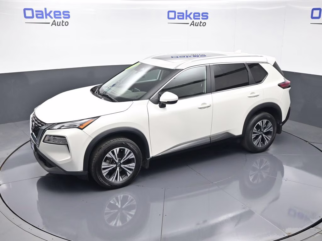 2023 Pearl White Tricoat Nissan Rogue SV AWD SUV