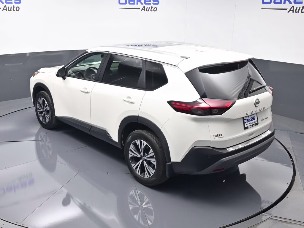 2023 Pearl White Tricoat Nissan Rogue SV AWD SUV