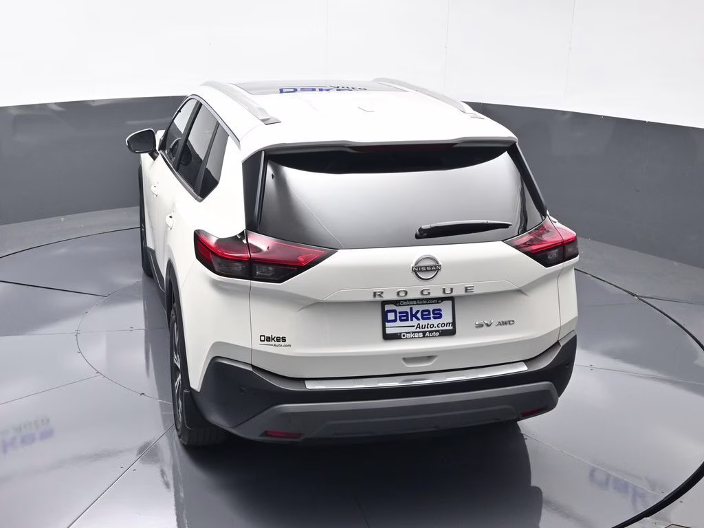 2023 Pearl White Tricoat Nissan Rogue SV AWD SUV