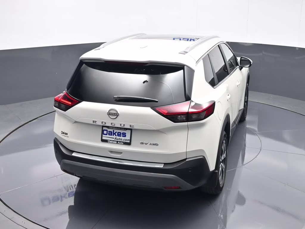 2023 Pearl White Tricoat Nissan Rogue SV AWD SUV
