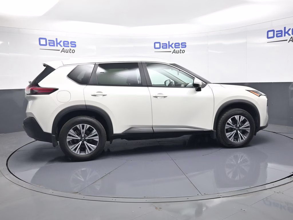 2023 Pearl White Tricoat Nissan Rogue SV AWD SUV