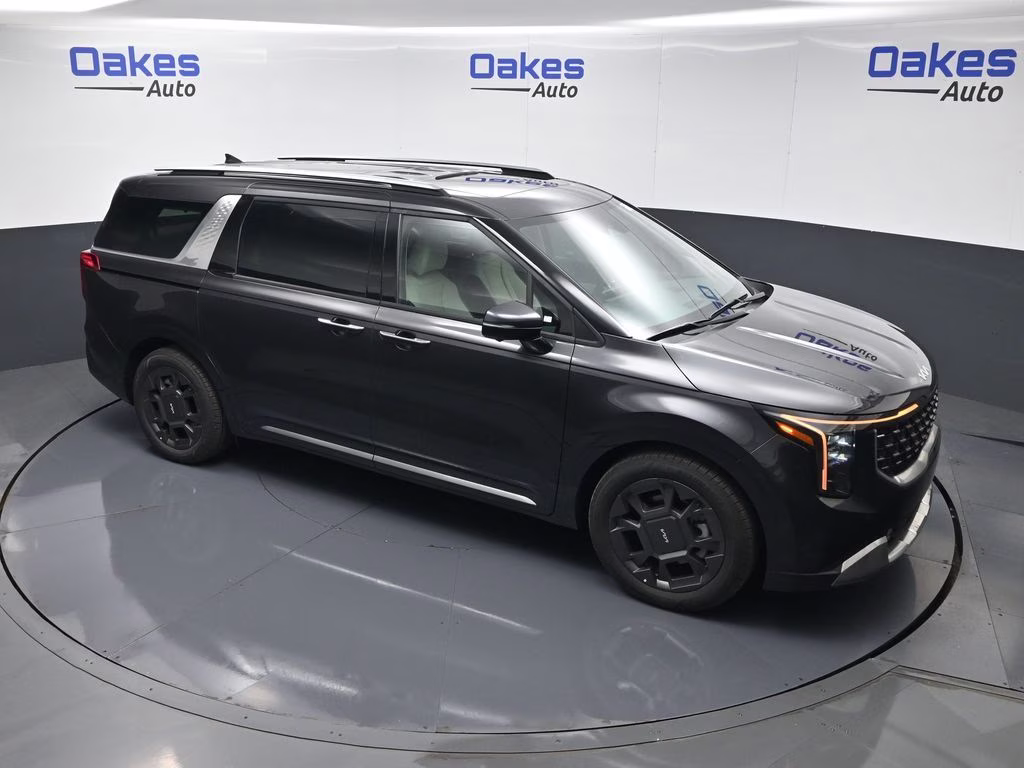 2026 Panthera Metal Kia Carnival SX FWD Van