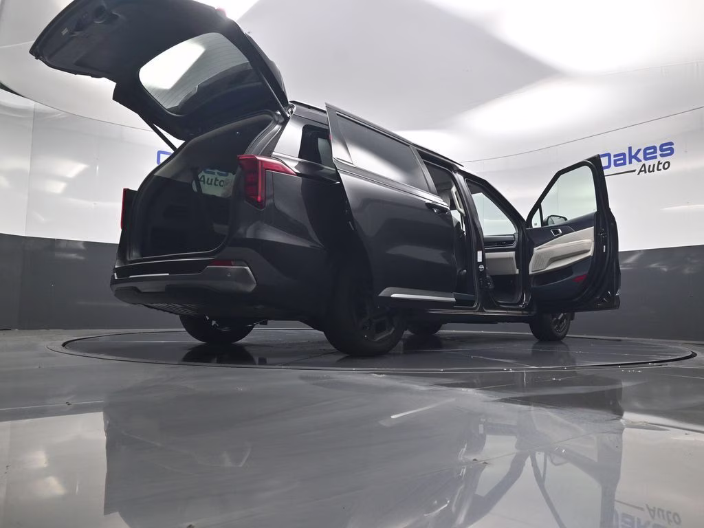 2026 Panthera Metal Kia Carnival SX FWD Van