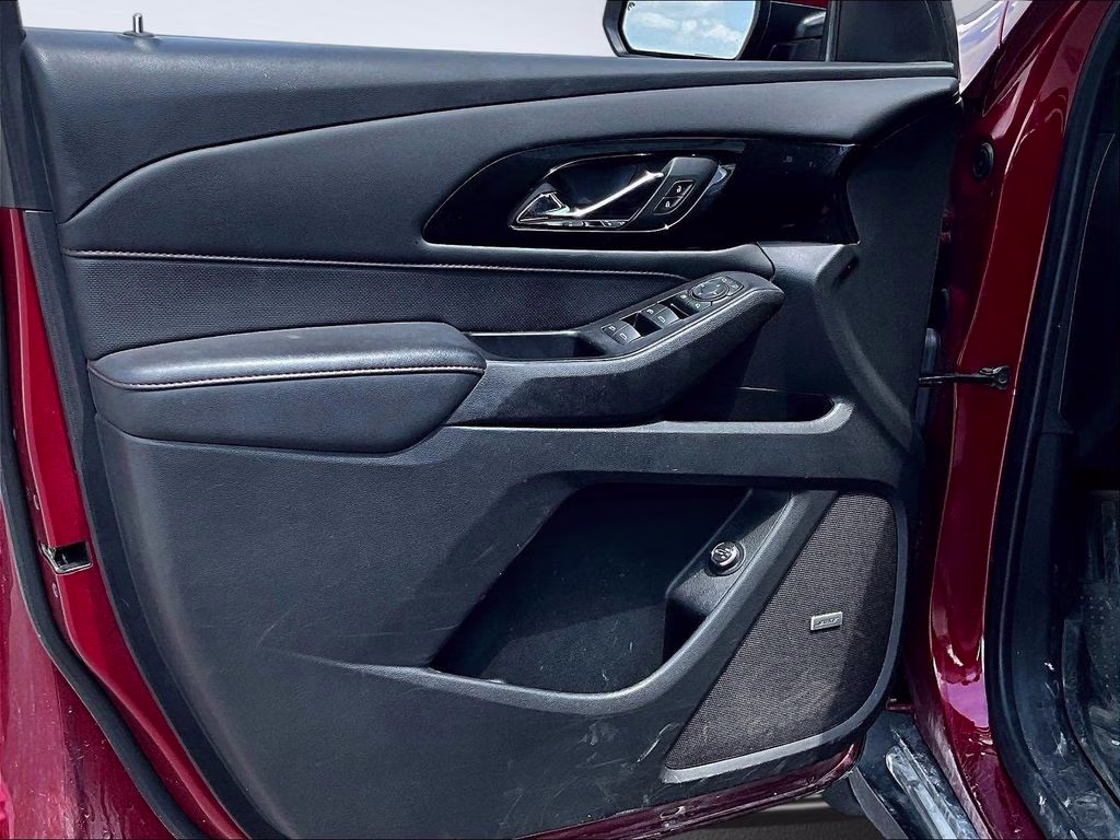 2022 Cherry Red Tintcoat Chevrolet Traverse RS AWD SUV