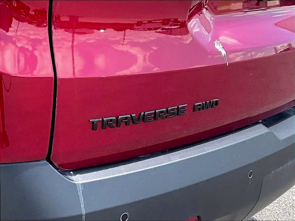 2022 Cherry Red Tintcoat Chevrolet Traverse RS AWD SUV