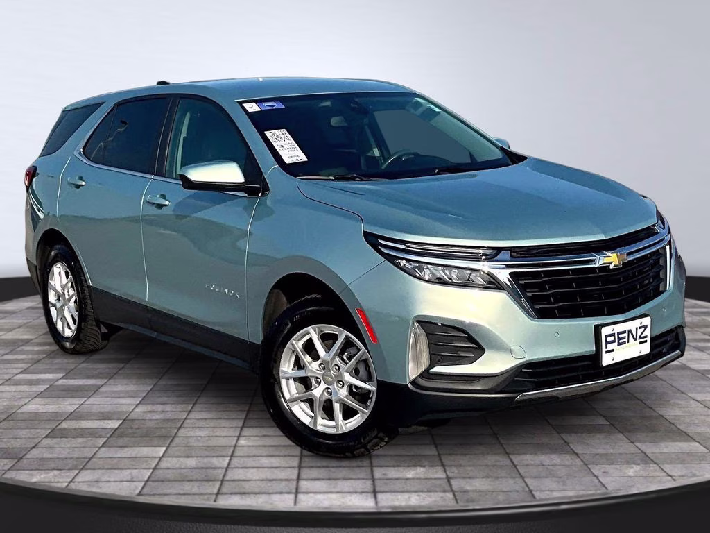 2022 Seaglass Blue Metallic Chevrolet Equinox LT AWD SUV