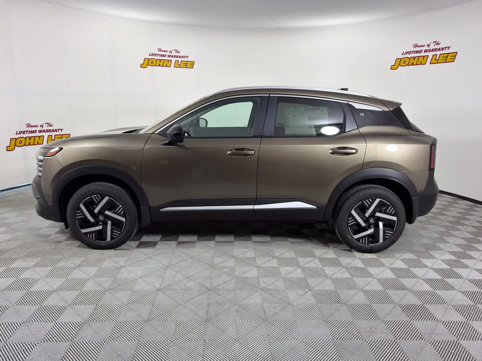 2026 Canyon Bronze Metallic Nissan Kicks SV FWD SUV