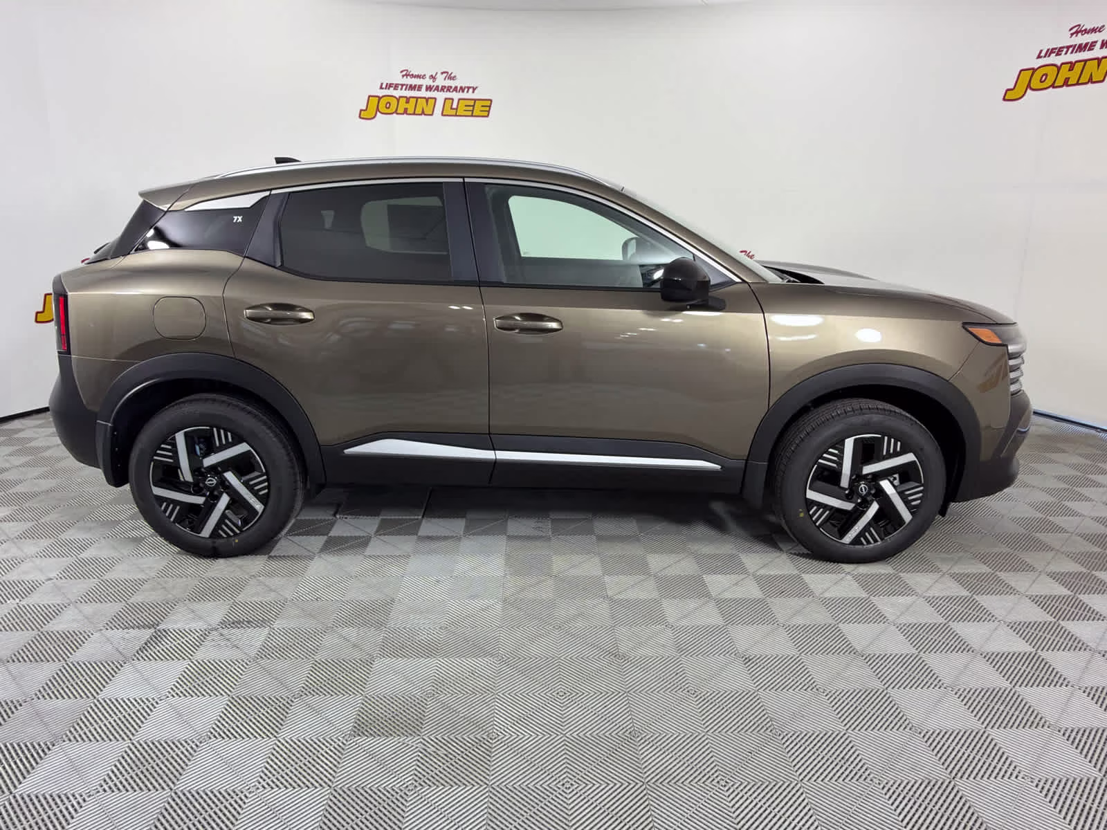 2026 Canyon Bronze Metallic Nissan Kicks SV FWD SUV