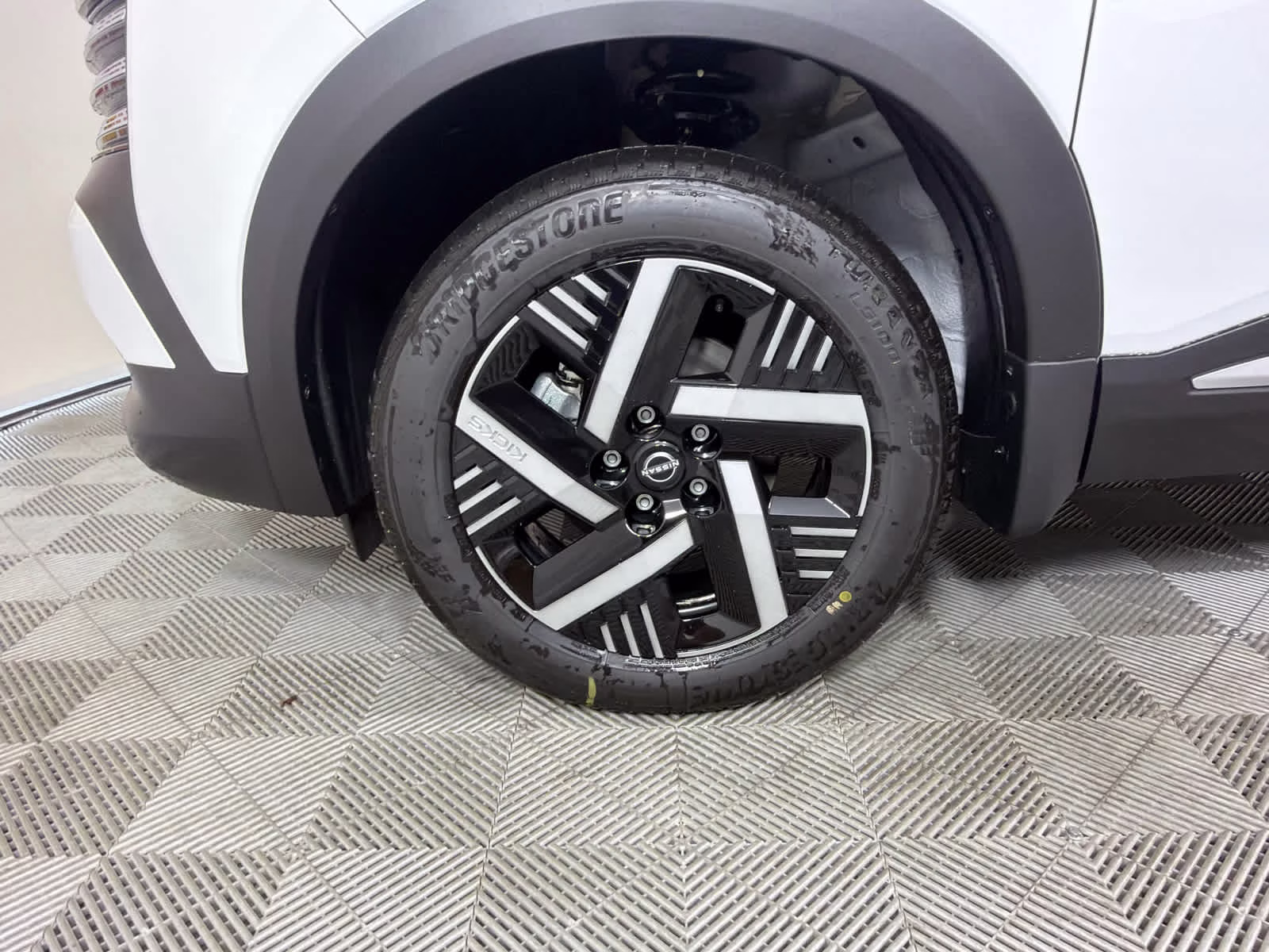 2026 Fresh Powder Nissan Kicks SV FWD SUV