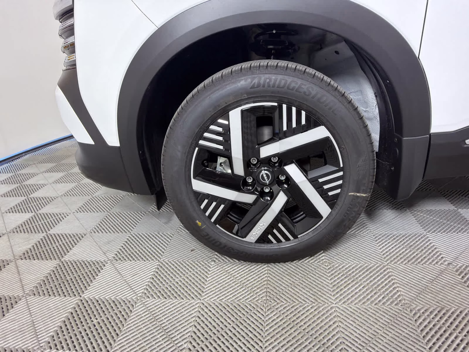 2026 Fresh Powder Nissan Kicks SV FWD SUV