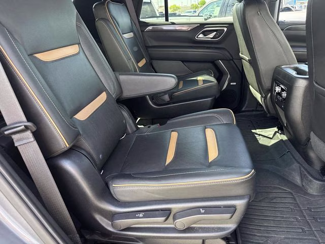 2022 Steel Metallic GMC Yukon AT4 4X4 SUV
