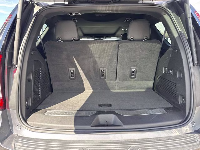 2022 Steel Metallic GMC Yukon AT4 4X4 SUV
