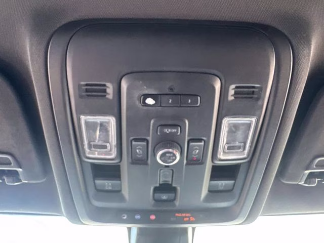 2022 Steel Metallic GMC Yukon AT4 4X4 SUV