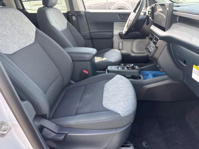 2026 White Metallic Ford Maverick XLT FWD Truck