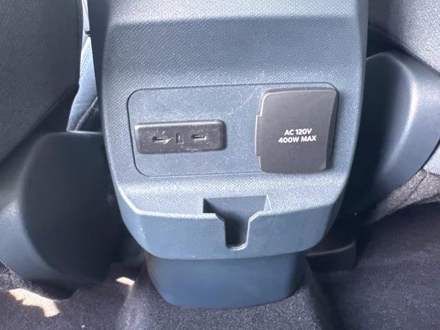 2026 White Metallic Ford Maverick XLT FWD Truck