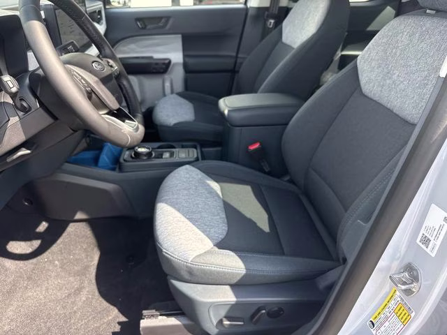 2026 White Metallic Ford Maverick XLT FWD Truck