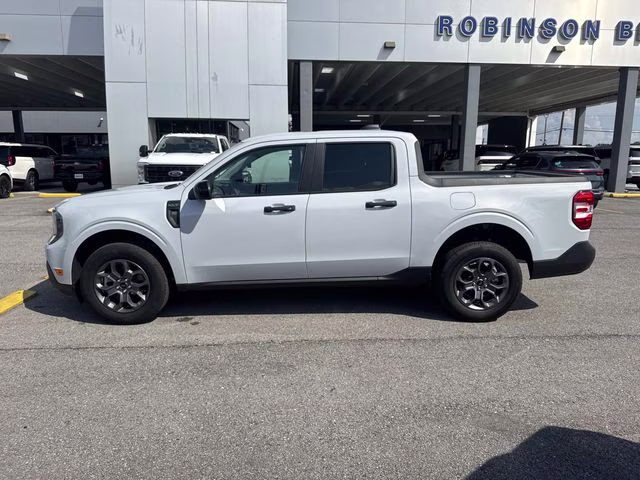 2026 White Metallic Ford Maverick XLT FWD Truck