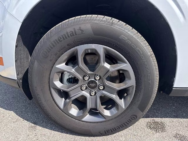 2026 White Metallic Ford Maverick XLT FWD Truck