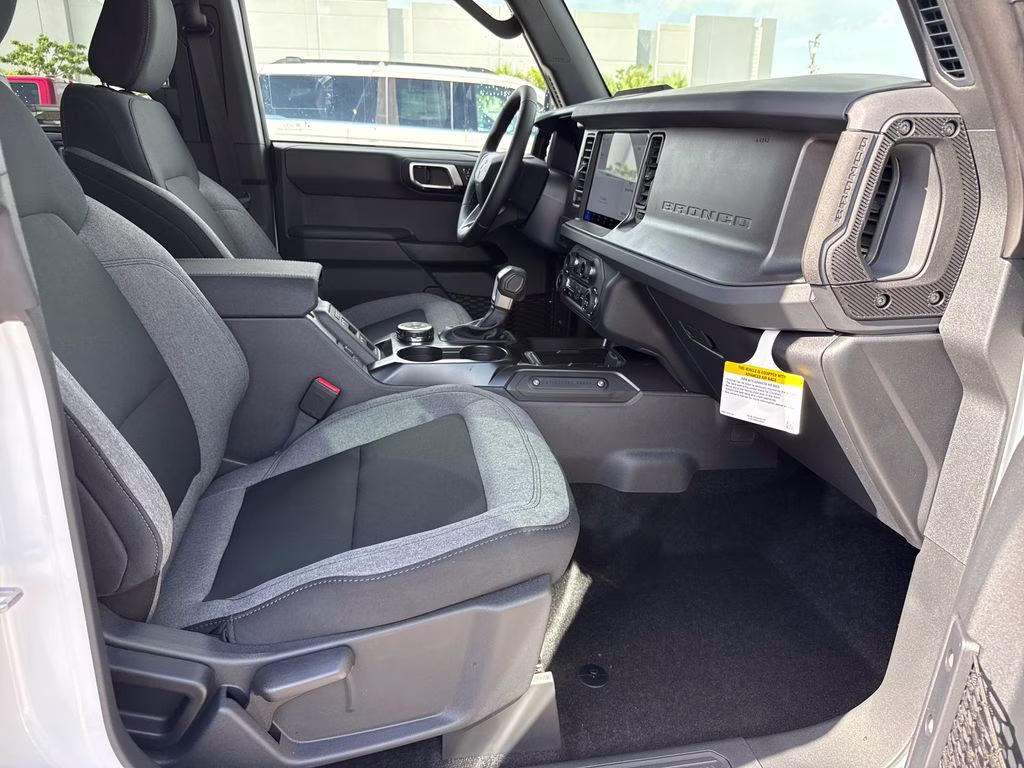 2026 Oxford White Ford Bronco Big Bend 4X4 SUV