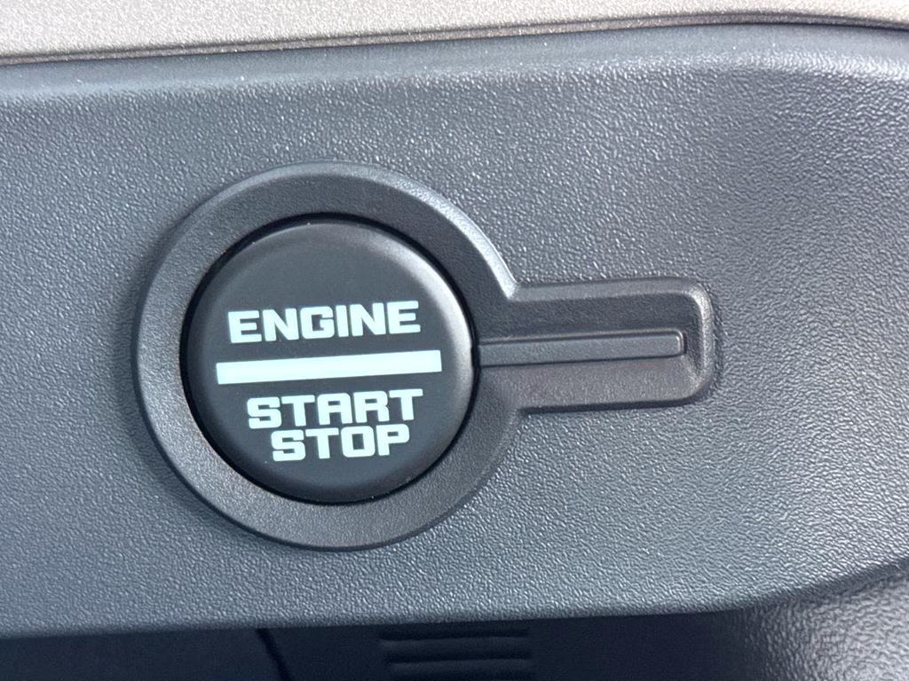 2026 Avalanche Gray Ford Bronco Outer Banks 4X4 SUV