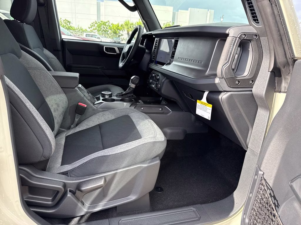 2026 Desert Sand Ford Bronco Big Bend 4X4 SUV