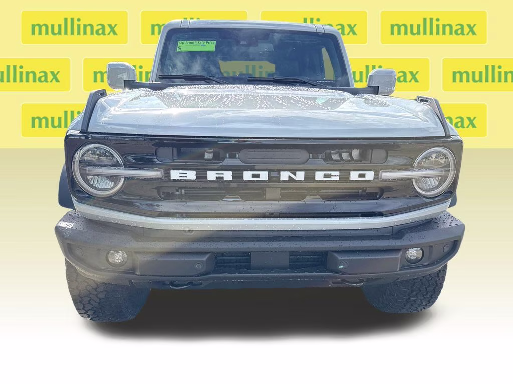 2026 Avalanche Ford Bronco Outer Banks 4X4 SUV