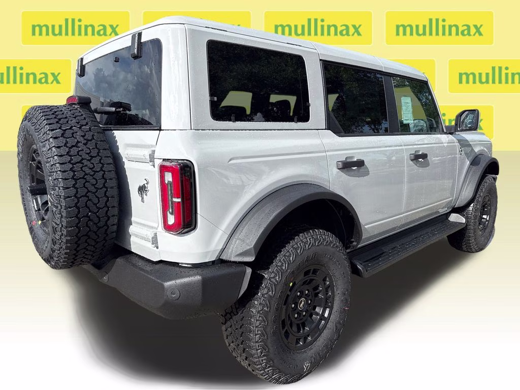 2026 Avalanche Ford Bronco Outer Banks 4X4 SUV