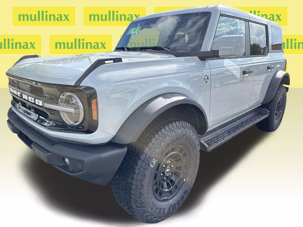 2026 Avalanche Ford Bronco Outer Banks 4X4 SUV