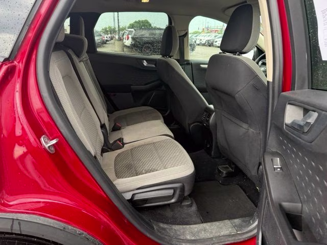 2020 Rapid Red Metallic Tinted Clearcoat Ford Escape SE AWD SUV