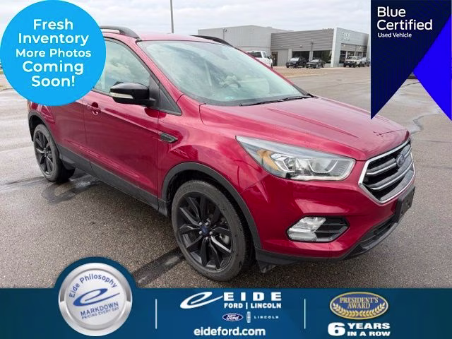 2017 Ford Escape Titanium 4WD's photo