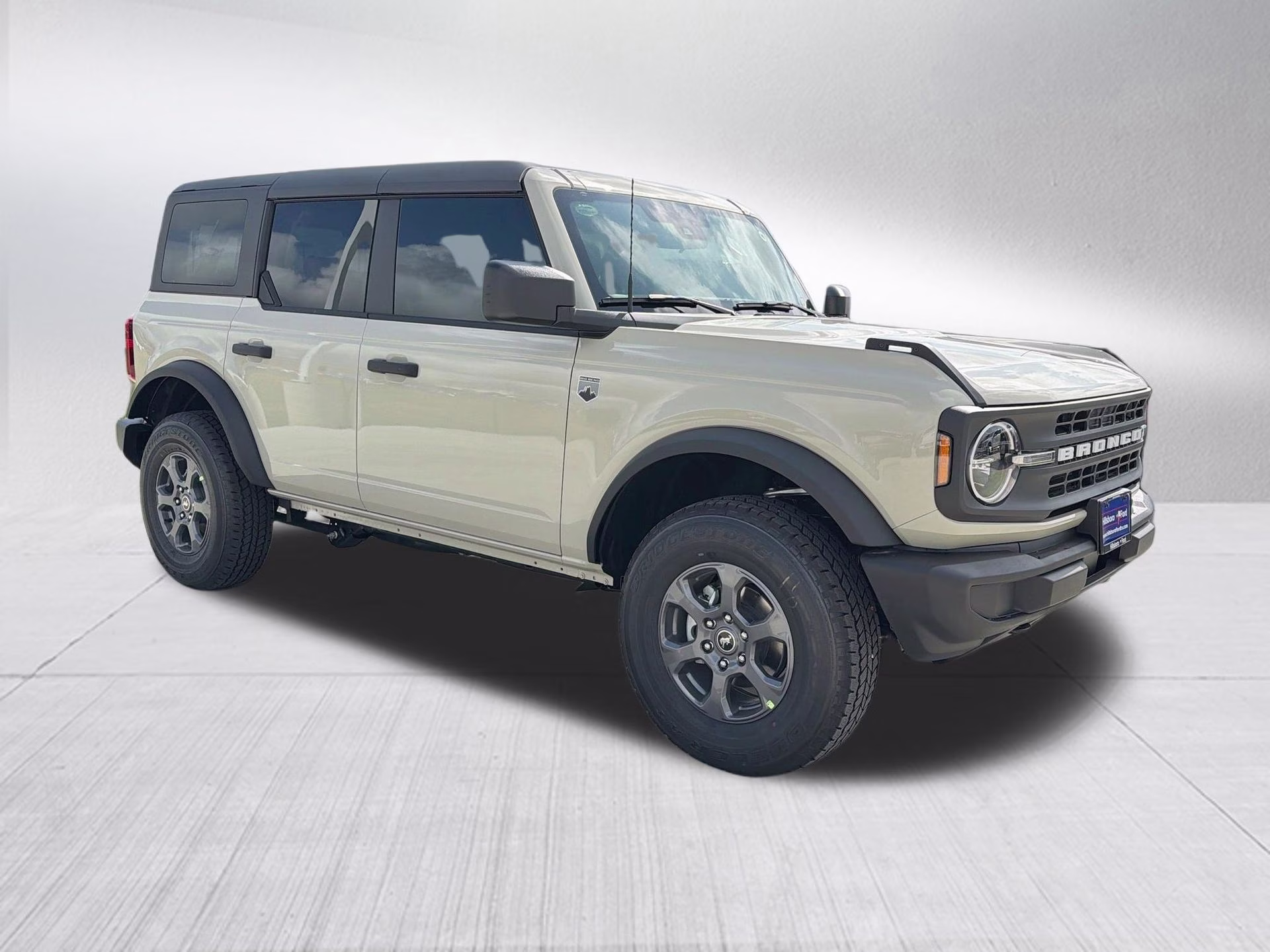 2026 Desert Sand Ford Bronco Big Bend 4X4 SUV