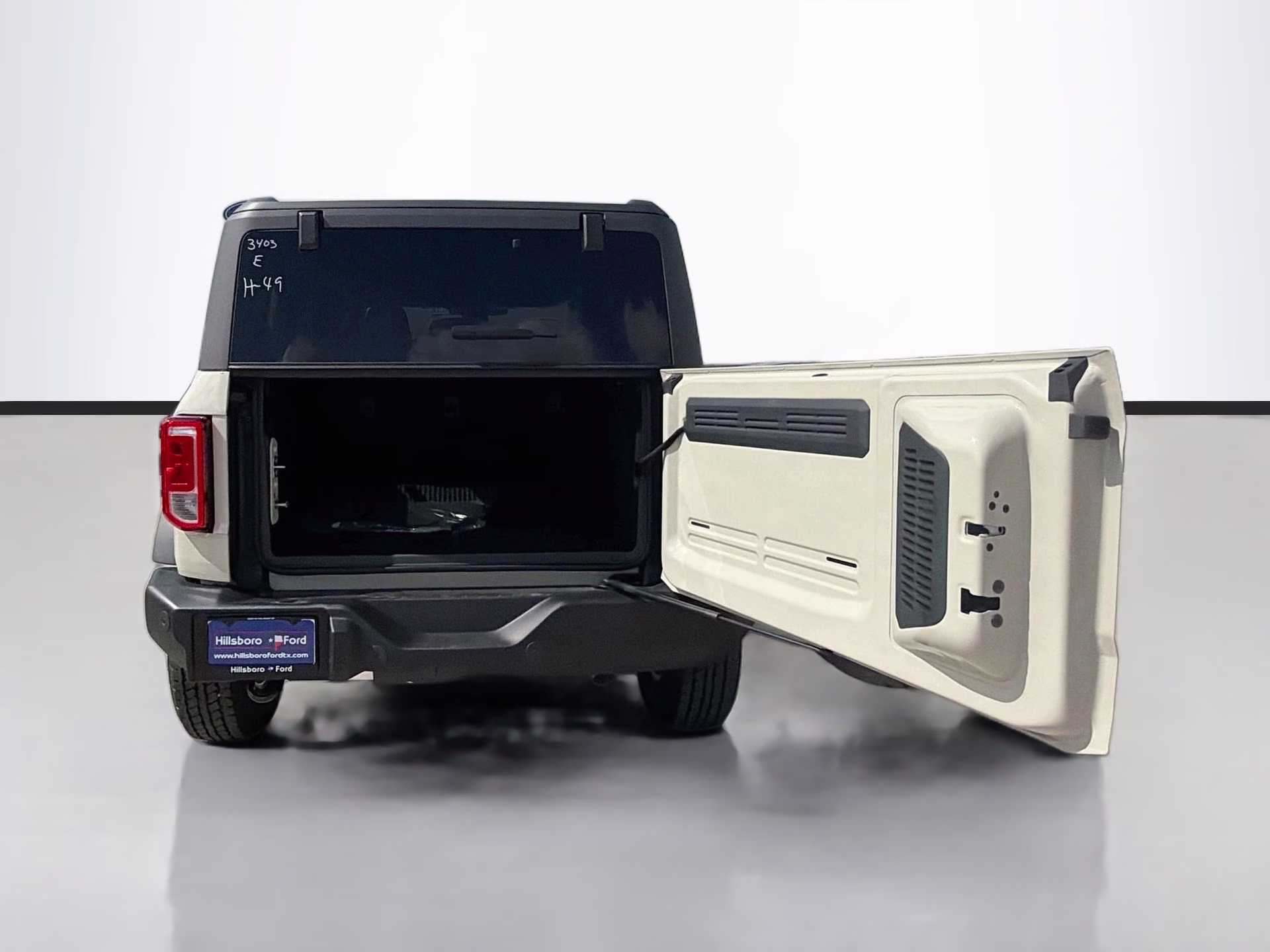 2026 Desert Sand Ford Bronco Big Bend 4X4 SUV