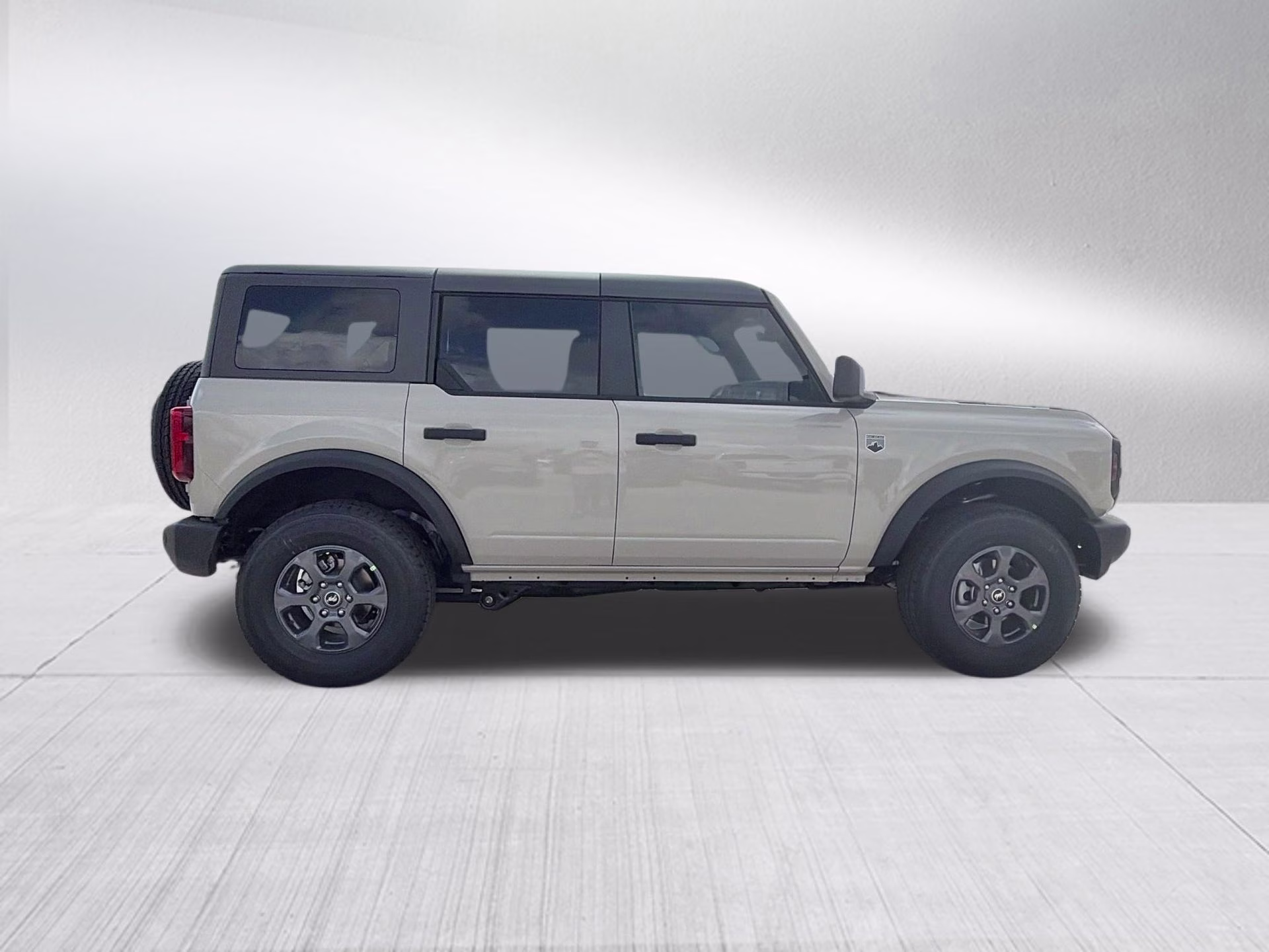 2026 Desert Sand Ford Bronco Big Bend 4X4 SUV