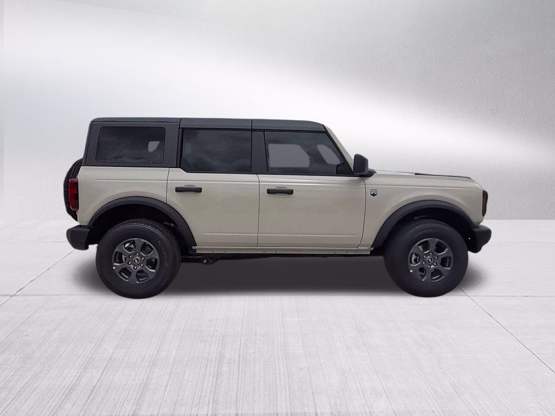 2026 Desert Sand Ford Bronco Big Bend 4X4 SUV
