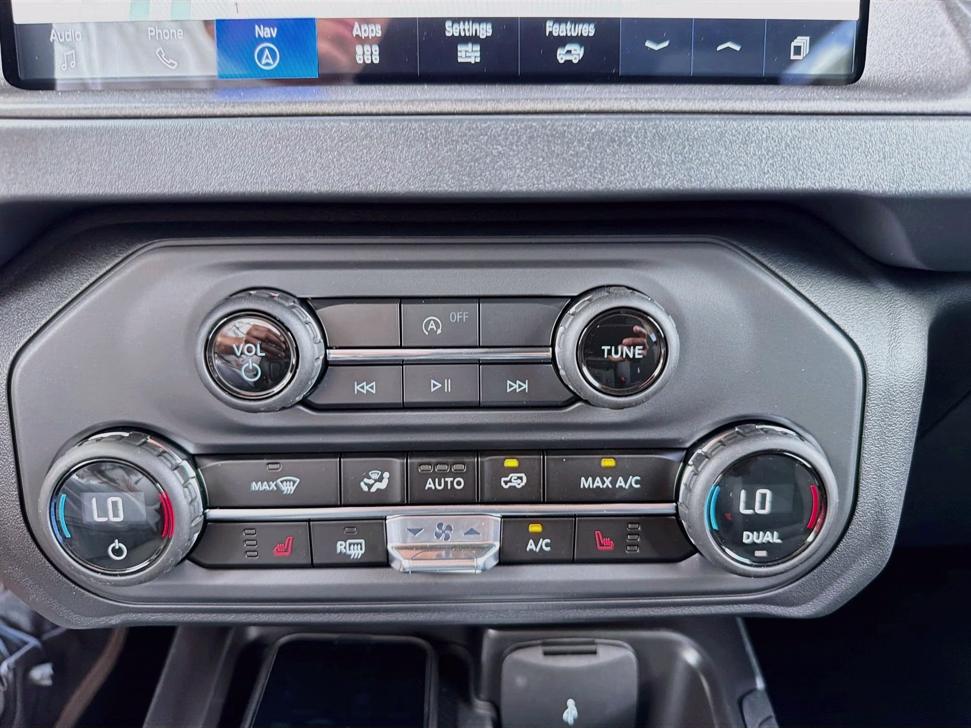 2026 Avalanche Gray Ford Bronco Big Bend 4X4 SUV