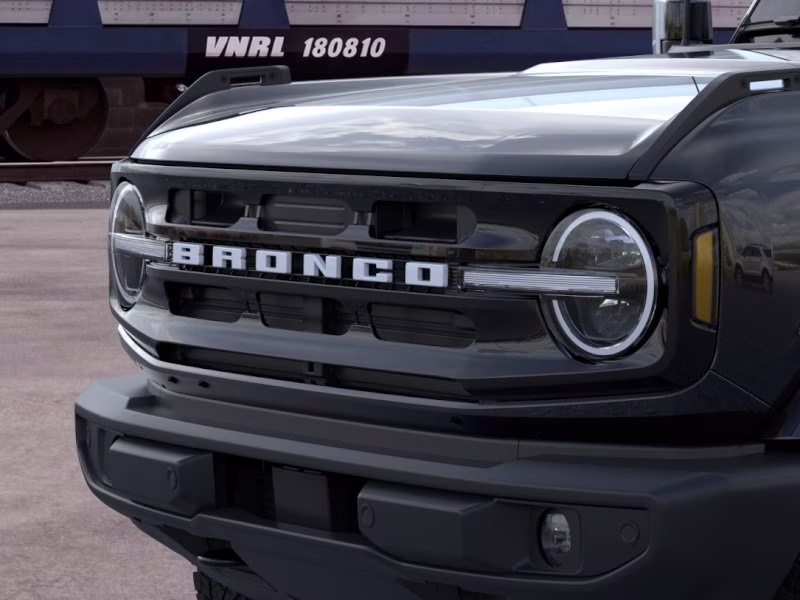 2026 Shadow Black Ford Bronco Outer Banks 4X4 SUV
